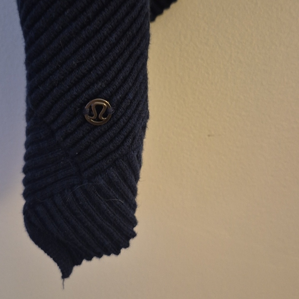Lululemon Women's It All Lines Up Poncho Navy Black Cotton Yak  One Size - Picture 5 of 8